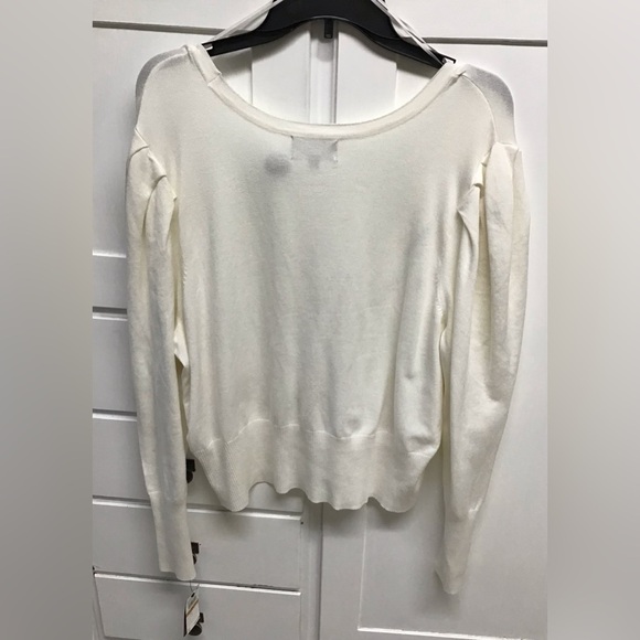 Danielle Bernstein Cardigan - Picture 4 of 4